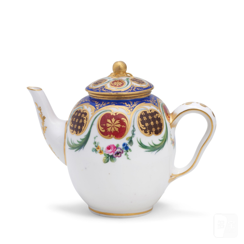 A Sèvres teapot and cover (théière Calabre), dated 1777 - 图4